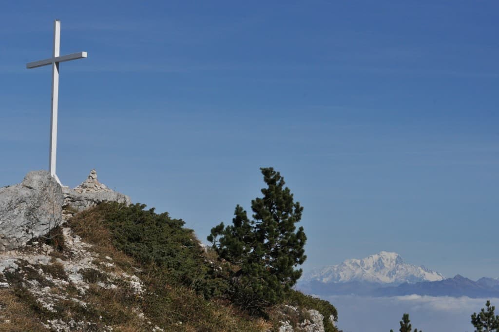 Bienveillance sur fond de Mont Blanc