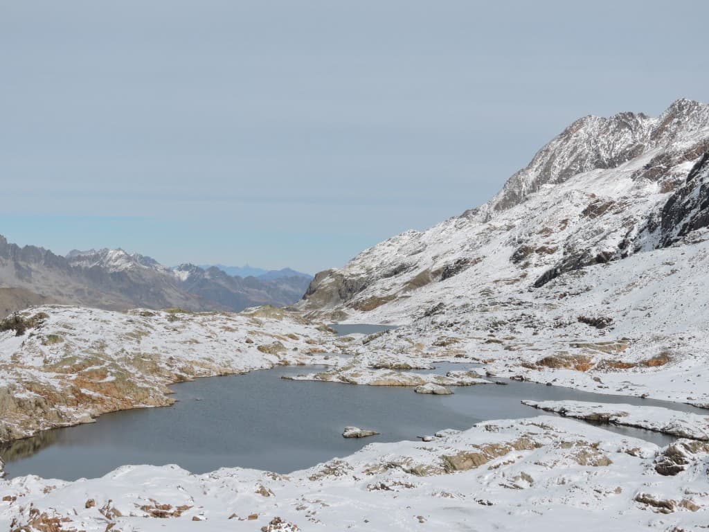 Lac du milieu et lac de la fare