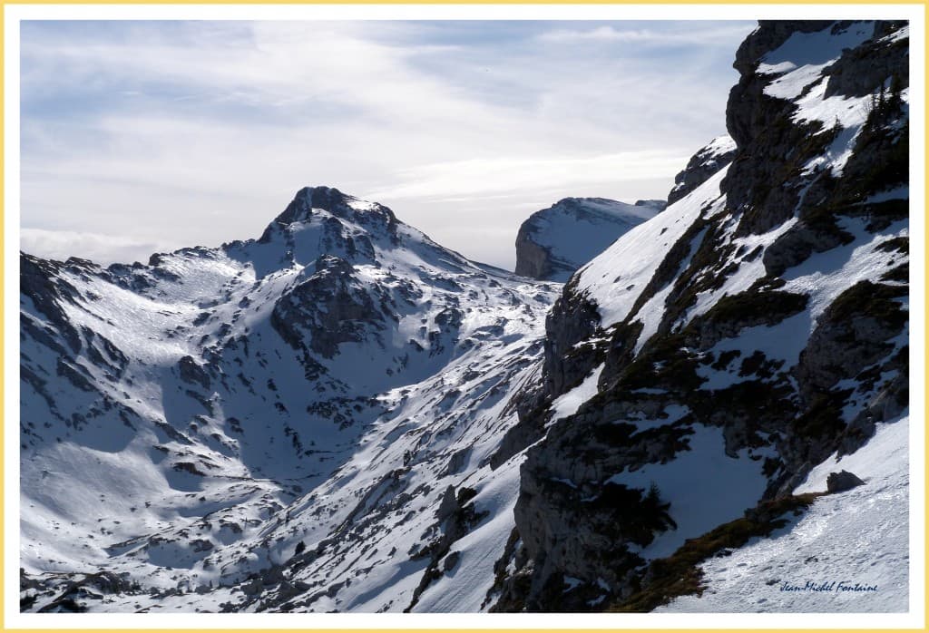 peu de neige vers 2000 m