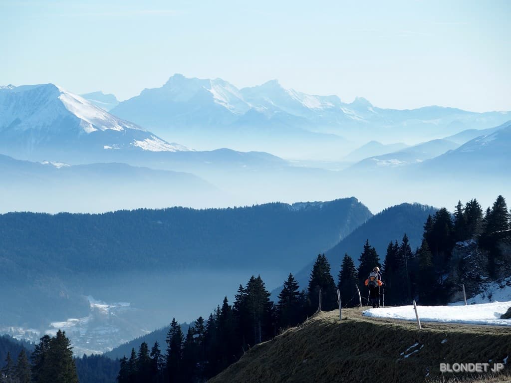 Route du Charmant Som