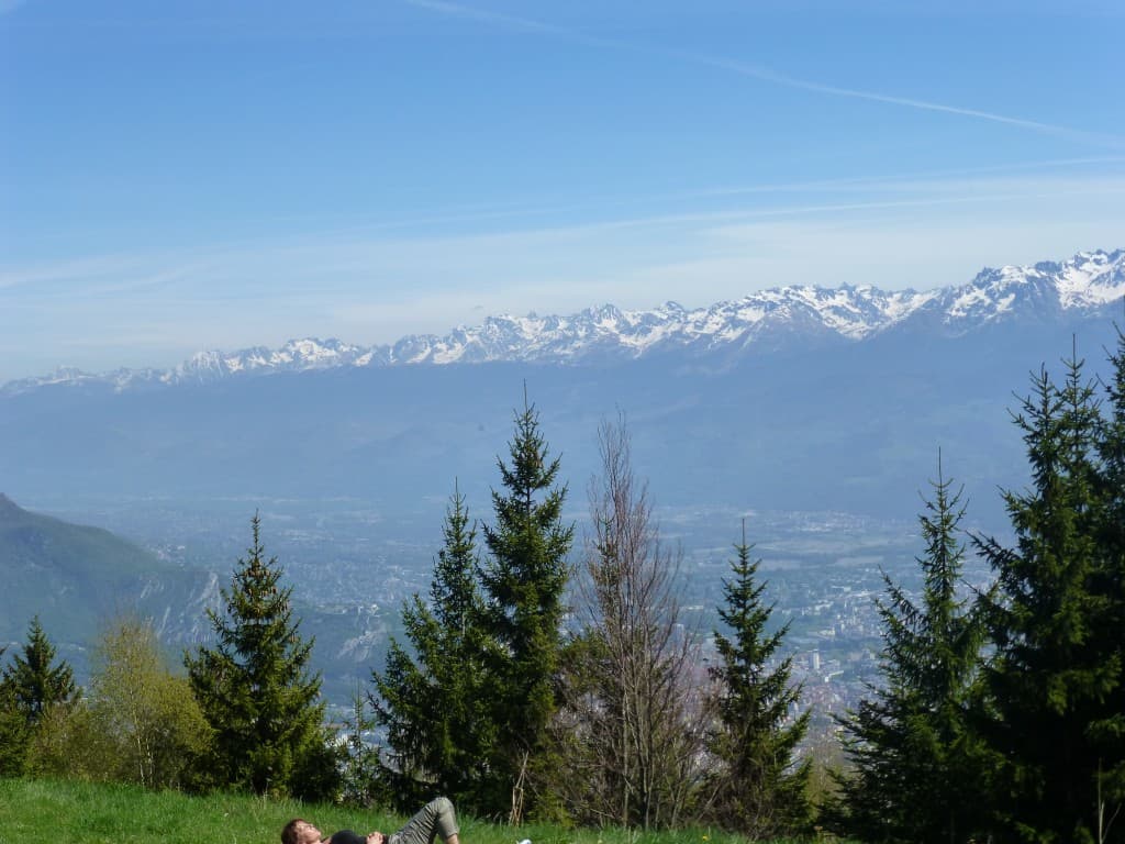 vue sur nos chaines de montagnes