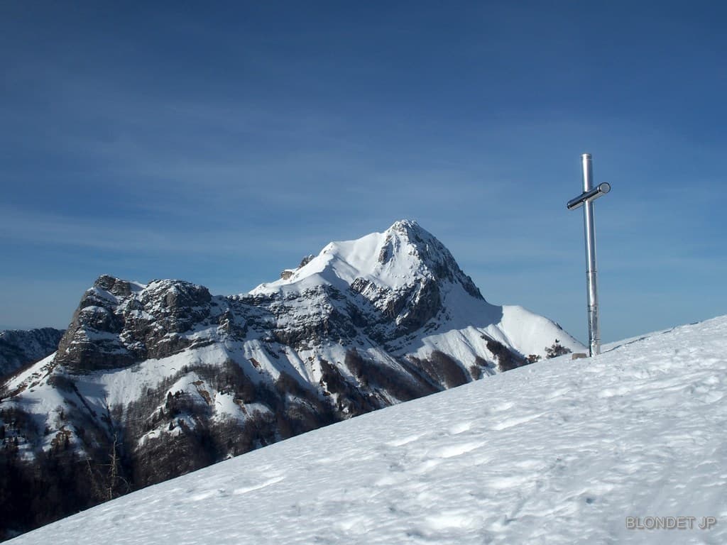 Croix d'Allant et Mt Trélod