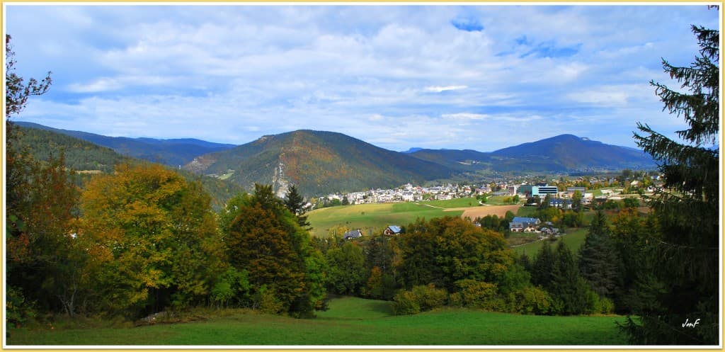 nuageux avec belles éclaircies