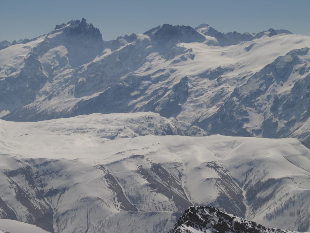 La Meige dominant le plateau d'En Paris