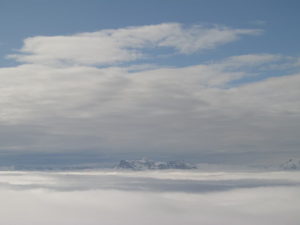 Vercors émergeant des nuages