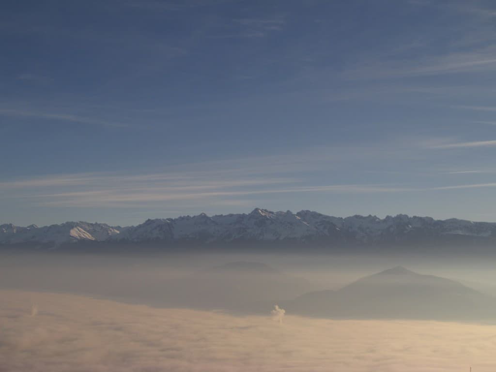 Par delà brume et brouillard.