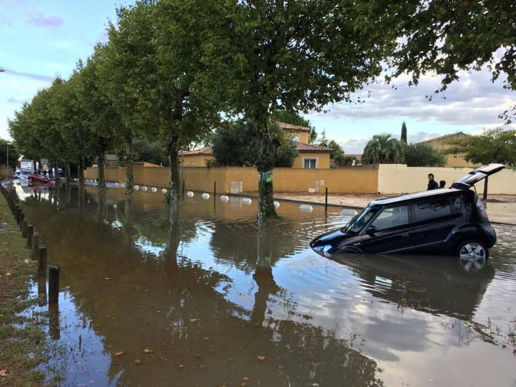 Image d'illustration pour Orages, inondations et trombes marines en Camargue